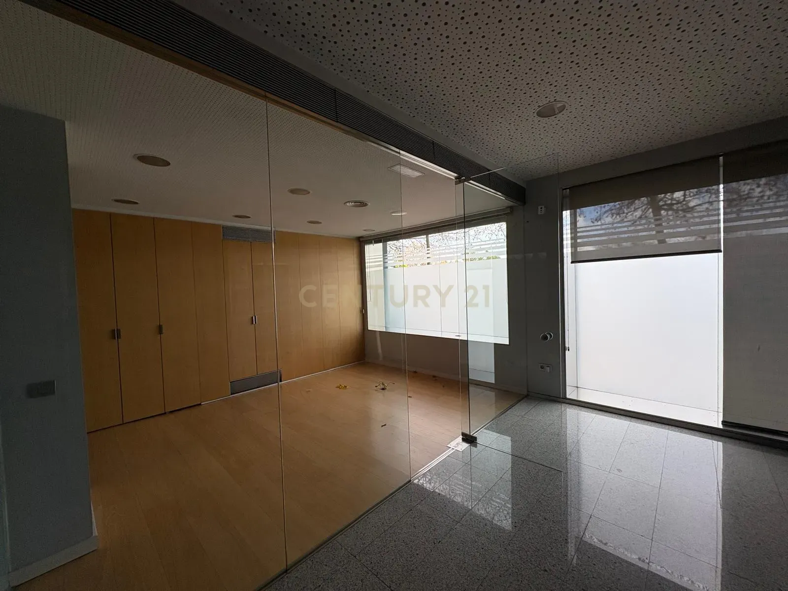  - Image 4